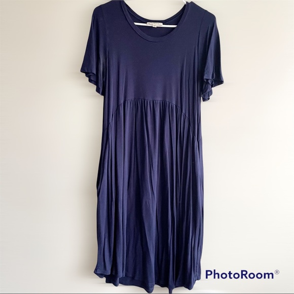 ⭐️ Blue Flowy Dress Size Small - Picture 1 of 5